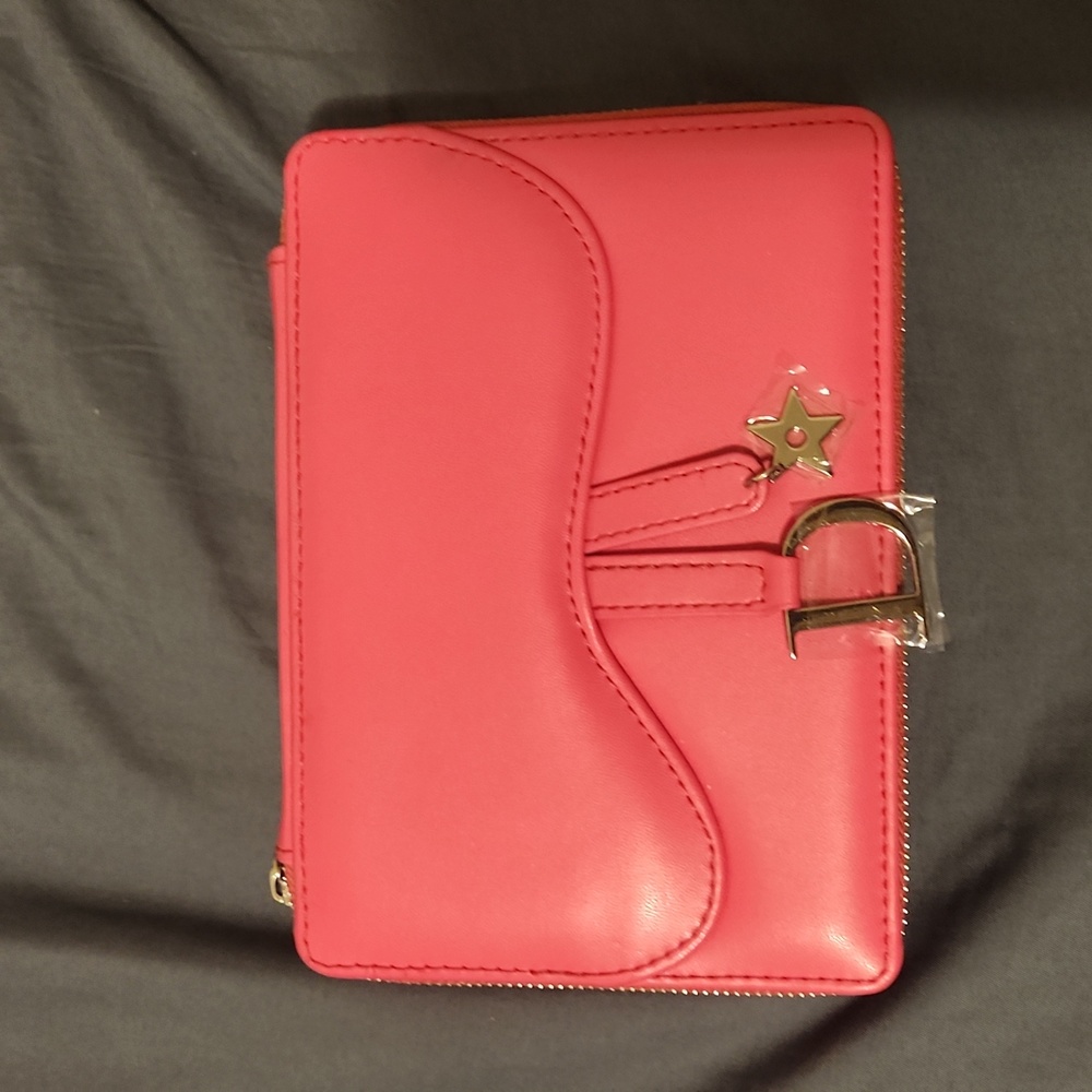lipstick case with mirror